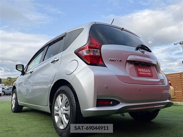 Nissan NOTE 2019-02 298114-1