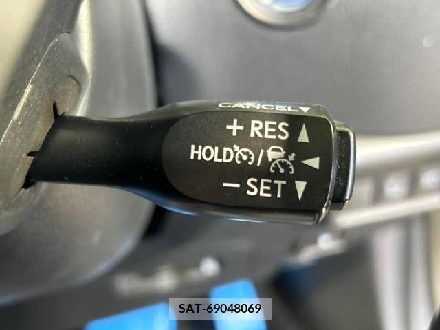 Toyota C-HR 2017-03 295476-5