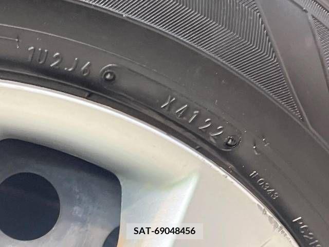Nissan NOTE 2016-04 365401-11
