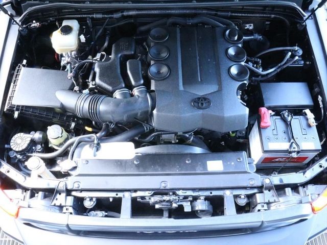 Toyota FJ CRUISER 2013-01 195741-9