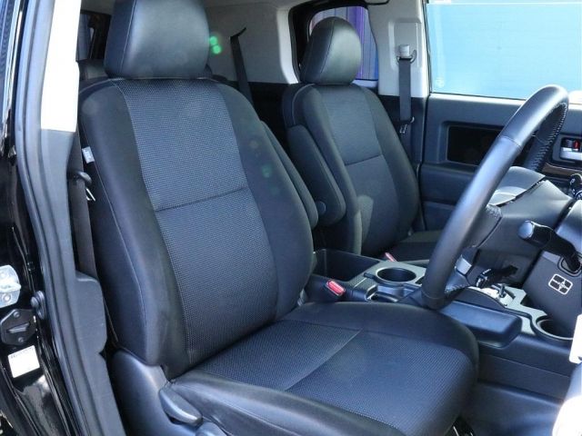 Toyota FJ CRUISER 2013-01 195741-3