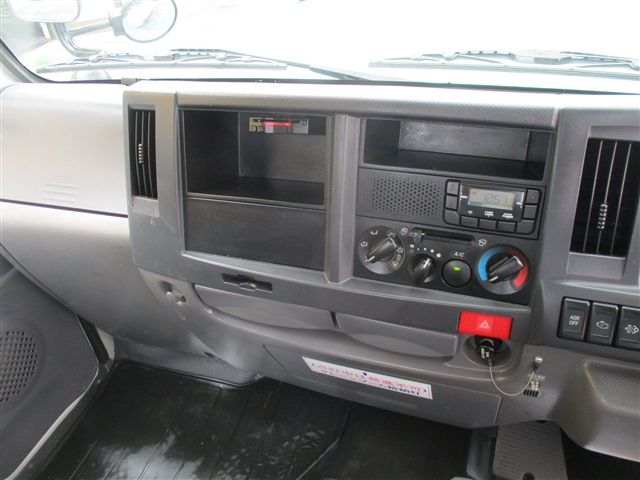 Isuzu ELF TRUCK 2016-09 5038-10