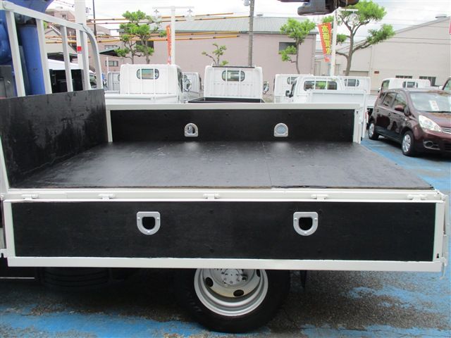 Isuzu ELF TRUCK 2016-09 5038-8