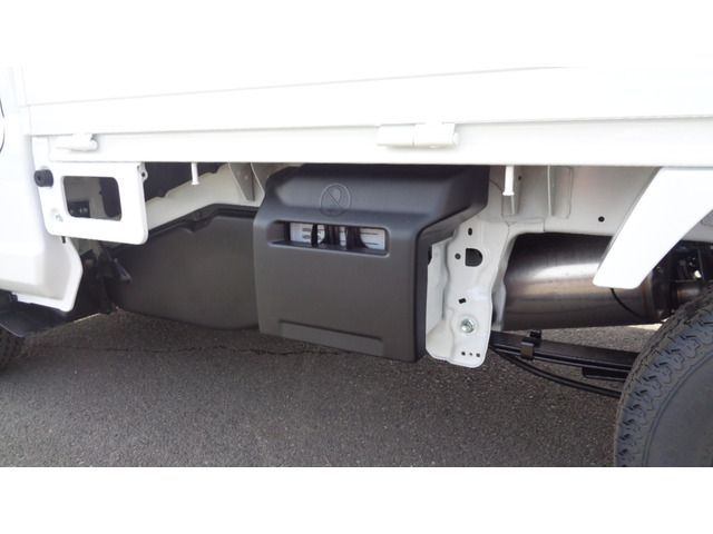 Suzuki CARRY TRUCK 2023-01 189137-11