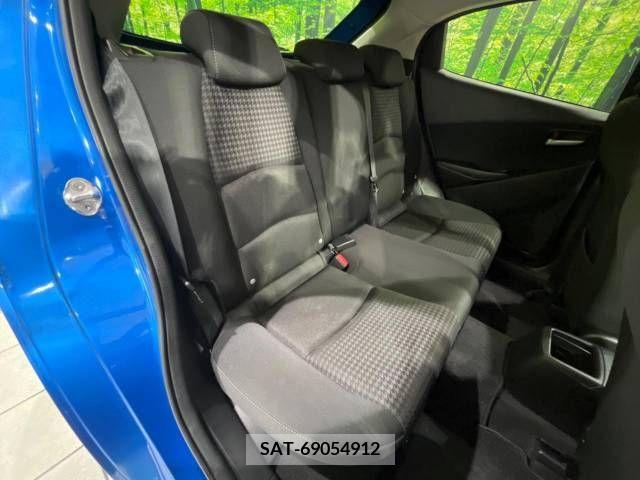 Mazda DEMIO 2018-07 359439-10