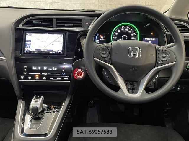 Honda SHUTTLE 2019-03 304196-2