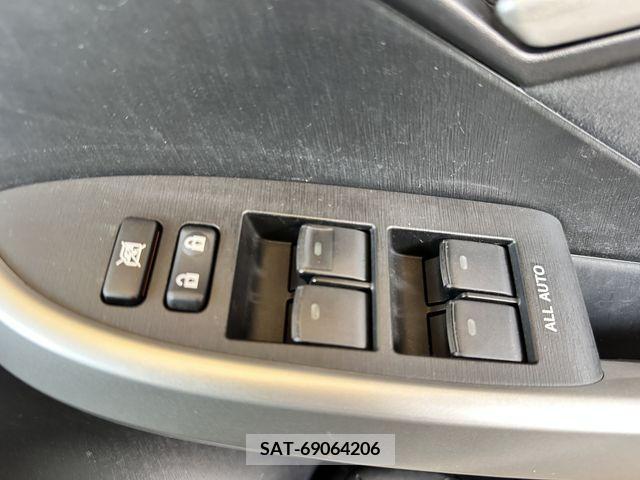 Toyota PRIUS 2015-06 366454-23