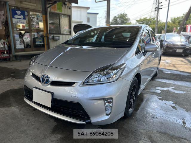 Toyota PRIUS 2015-06 366454-0