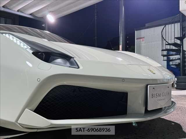 Ferrari 488 Spider 2018-01 395453-9