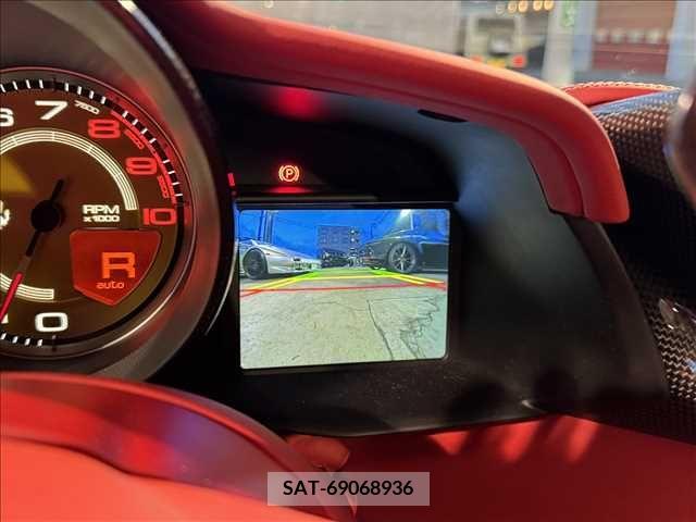 Ferrari 488 Spider 2018-01 395453-15