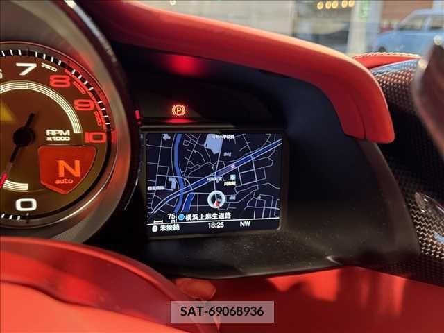 Ferrari 488 Spider 2018-01 395453-14