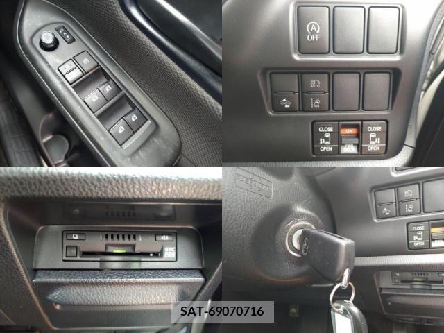 Toyota VOXY 2019-07 321613-1