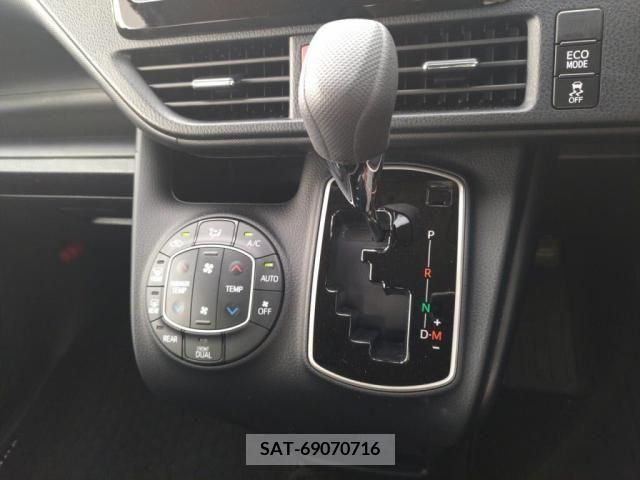 Toyota VOXY 2019-07 321613-14