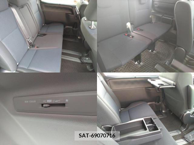 Toyota VOXY 2019-07 321613-3