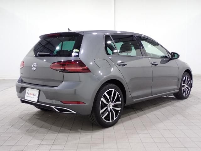 VolksWagen GOLF 2018-02 11351-6