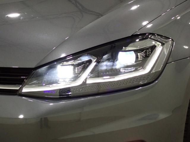 VolksWagen GOLF 2018-02 11351-11