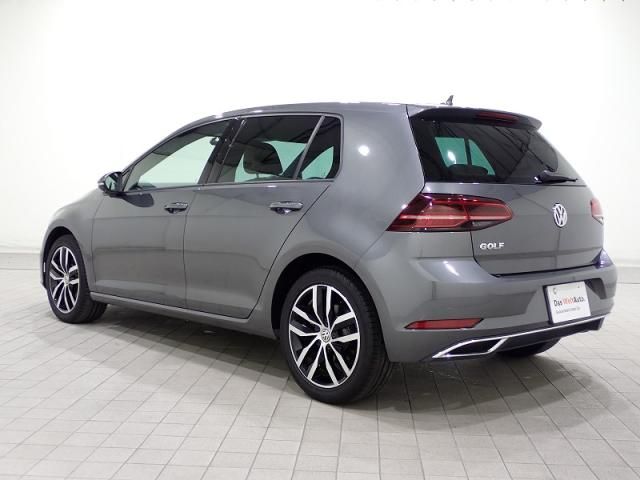VolksWagen GOLF 2018-02 11351-8