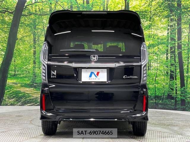 Honda N BOX CUSTOM 2019-08 214268-15