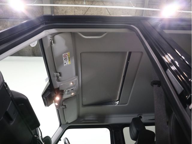Mercedes Benz G-CLASS 2016-11 4932-16