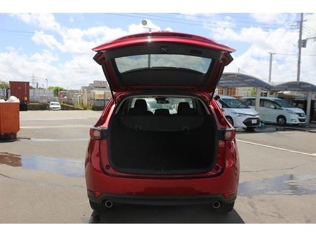 Mazda CX-5 2018-05 5728-9