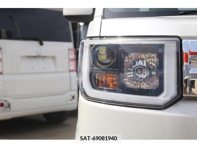 Toyota Pixis Mega 2019-04 382313-9