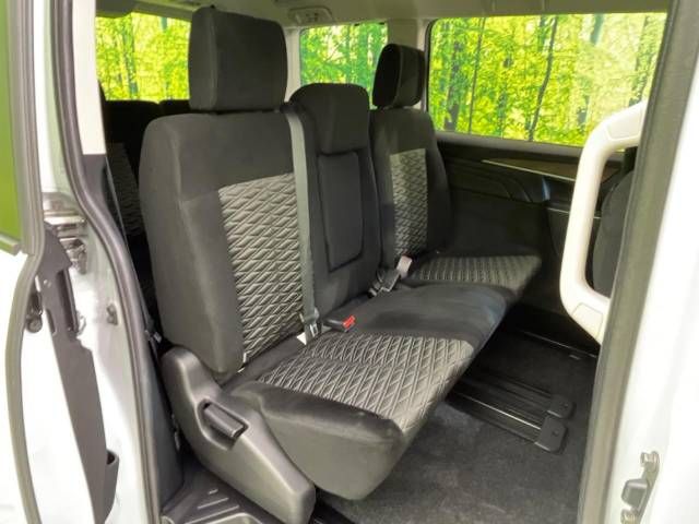Mitsubishi DELICA D5 2023-06 12869-9