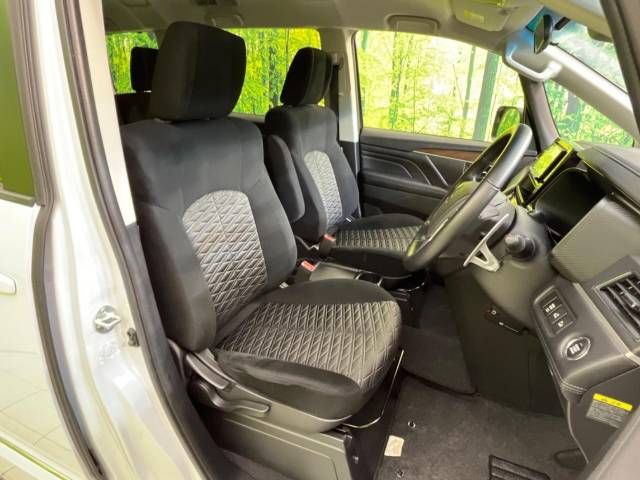 Mitsubishi DELICA D5 2023-06 12869-8
