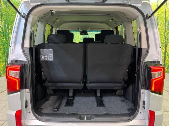 Mitsubishi DELICA D5 2023-06 12869-11