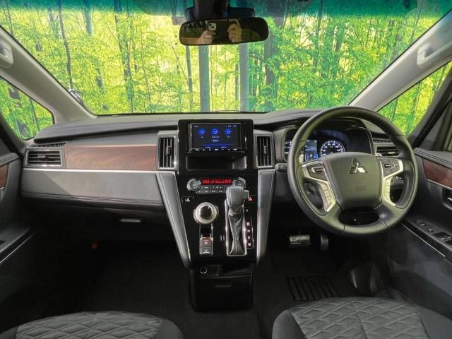 Mitsubishi DELICA D5 2023-06 12869-1