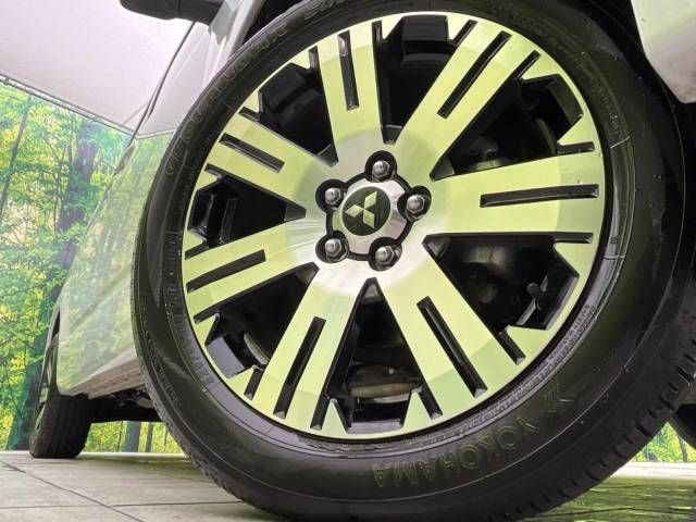 Mitsubishi DELICA D5 2023-06 12869-14