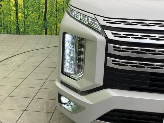 Mitsubishi DELICA D5 2023-06 12869-13