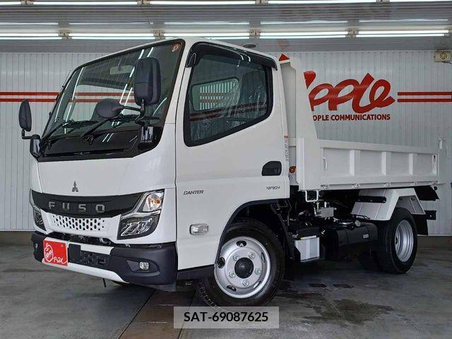 Mitsubishi CANTER 2023-12 302538-1