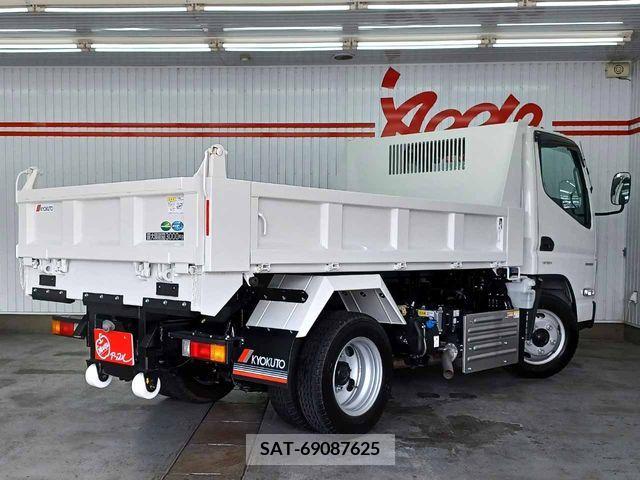 Mitsubishi CANTER 2023-12 302538-2