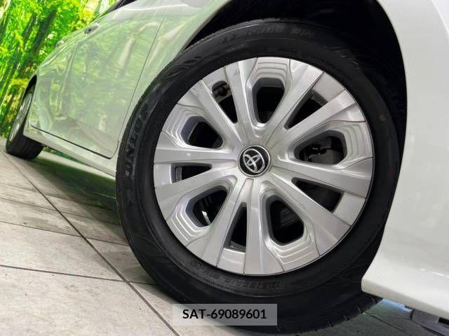 Toyota PRIUS 2022-07 322514-13