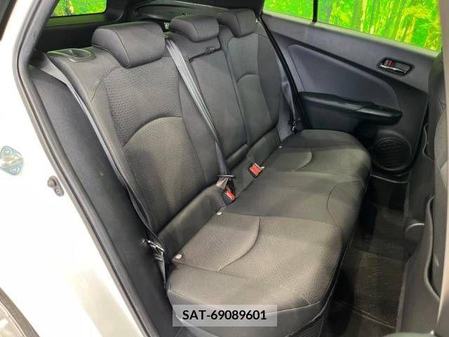 Toyota PRIUS 2022-07 322514-10