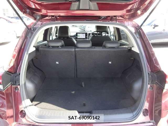 Nissan AURA 2022-02 261483-3