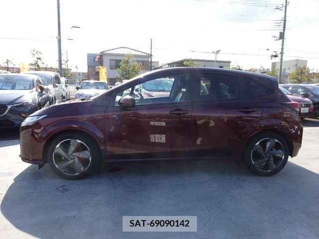Nissan AURA 2022-02 261483-9