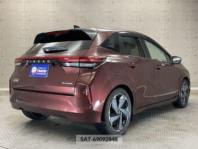 Nissan AURA 2022-01 293006-3