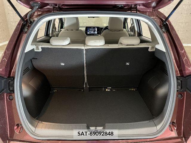 Nissan AURA 2022-01 293006-14