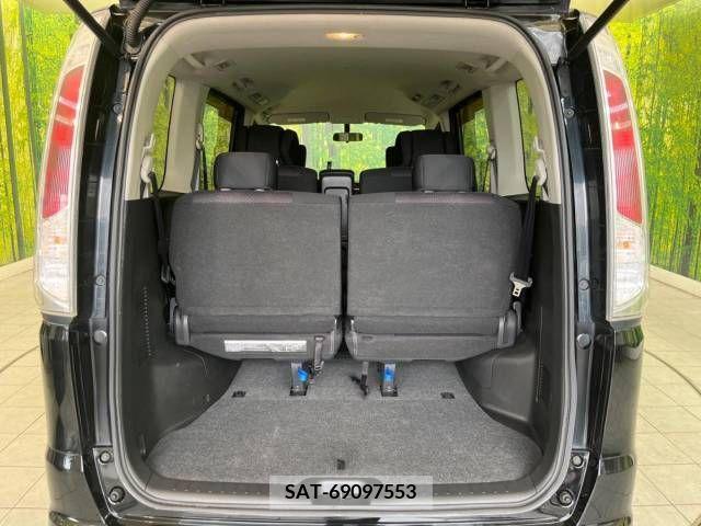 Nissan SERENA 2011-12 367773-10