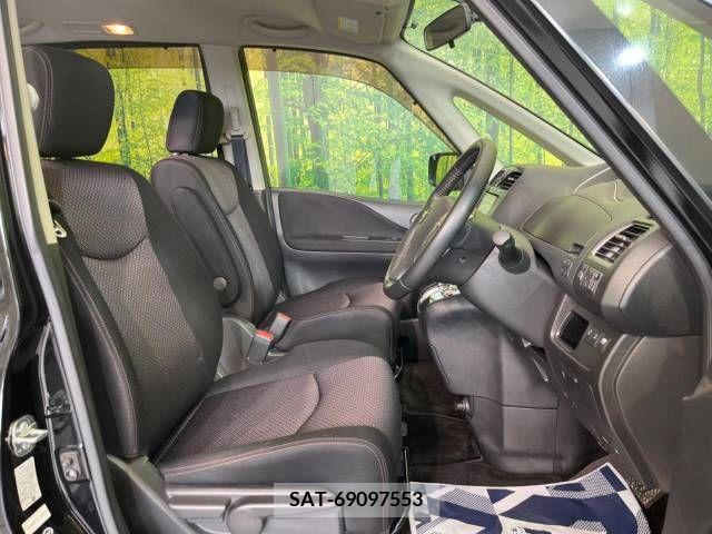 Nissan SERENA 2011-12 367773-7