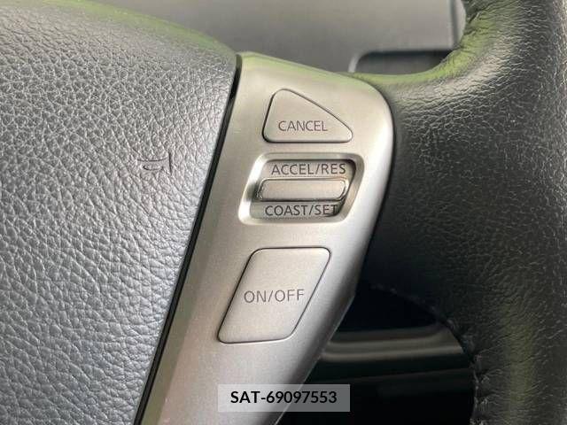 Nissan SERENA 2011-12 367773-4