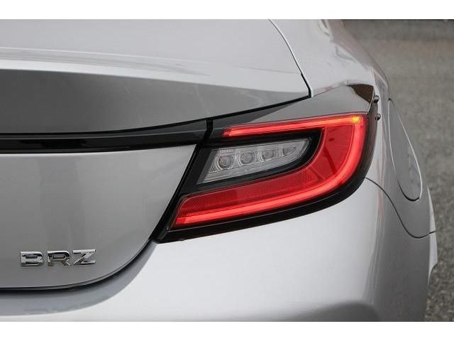 Subaru BRZ 2022-11 183104-12