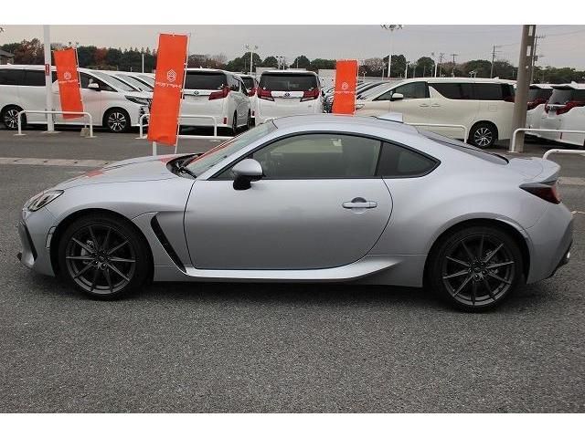 Subaru BRZ 2022-11 183104-8