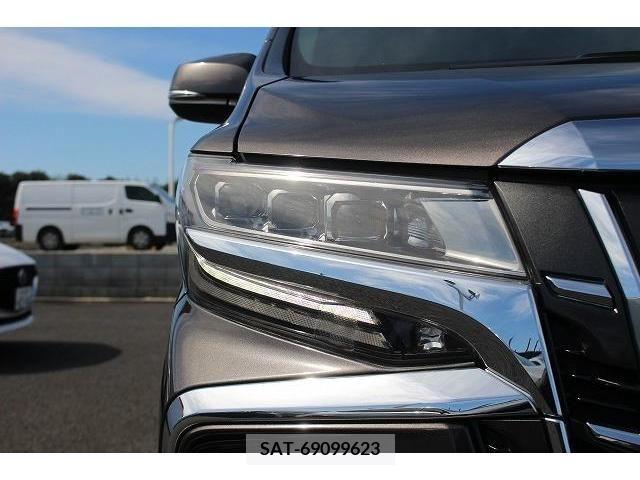 Toyota ALPHARD 2018-03 222966-10