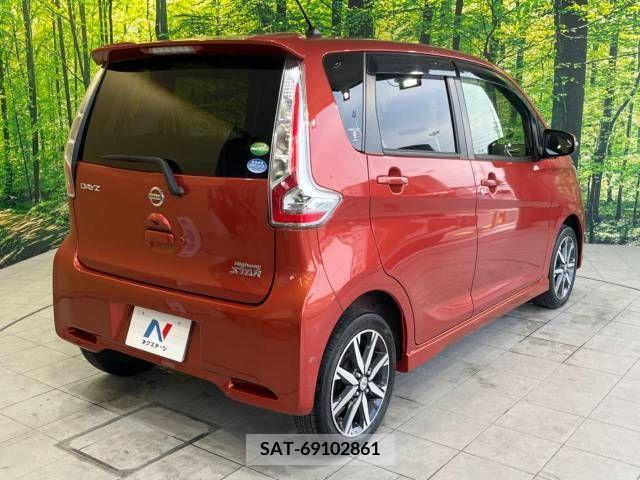 Nissan DAYZ 2017-11 387653-17