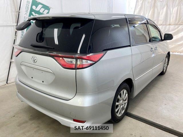 Toyota ESTIMA 2017-02 269582-4