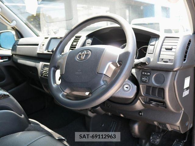 Toyota REGIUSACE VAN 2016-01 283007-3