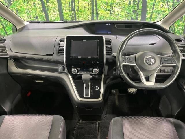 Nissan SERENA 2017-12 195215-1