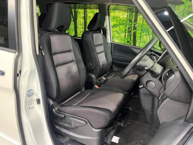 Nissan SERENA 2017-12 195215-8